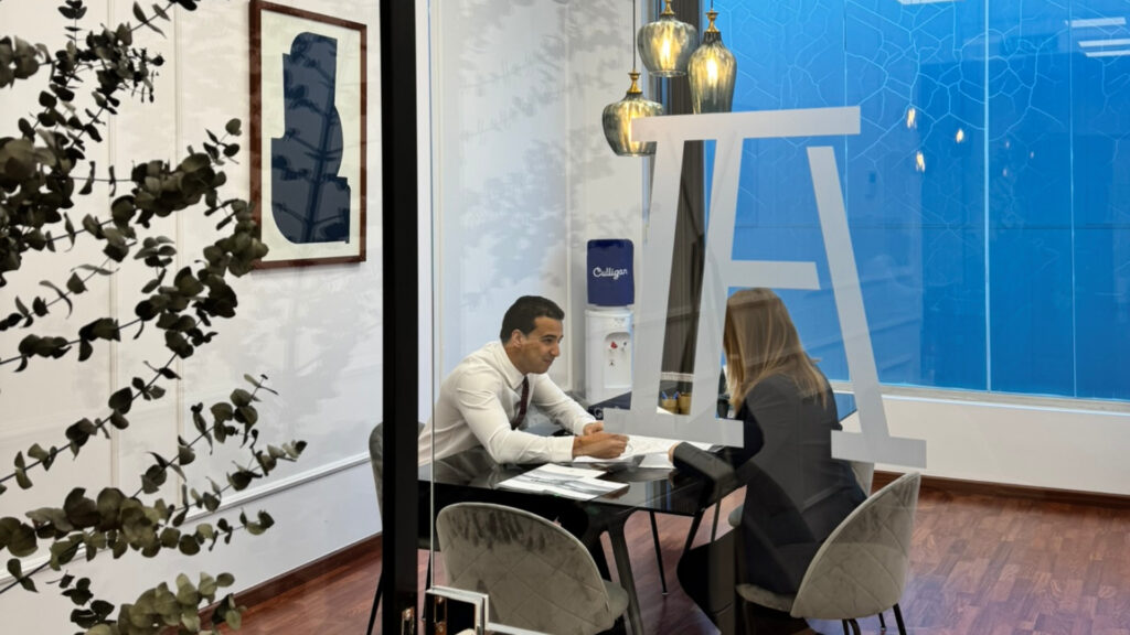 Oficina Fuster & Associates Finestrat, Alicante. Foto: Fuster & Associates